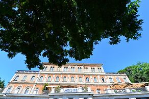 Hotel Iris