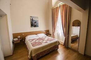 Hotel Iris