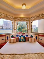 Hotel Sarang Palace