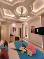 Hotel Sarang Palace