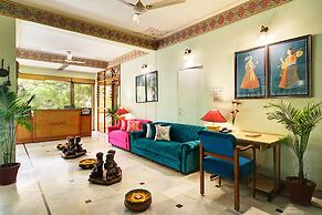 Hotel Sarang Palace