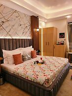 Hotel Sarang Palace