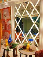 Hotel Sarang Palace