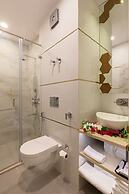 Hotel Sarang Palace