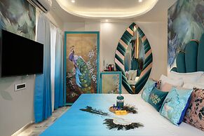 Hotel Sarang Palace