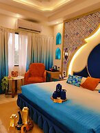 Hotel Sarang Palace