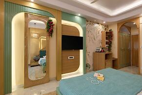 Hotel Sarang Palace