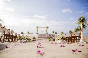 Sunwing Bangtao Beach