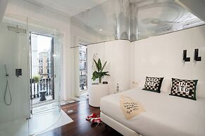 Chic & Basic Born Boutique Hotel