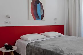 Delfini Hotel