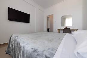 Delfini Hotel