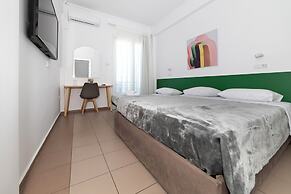 Delfini Hotel