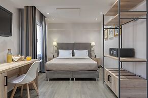 Piraeus City Hotel