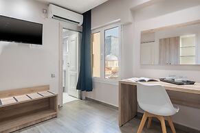 Piraeus City Hotel