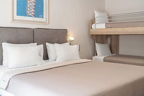 Piraeus City Hotel