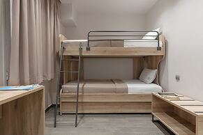 Piraeus City Hotel