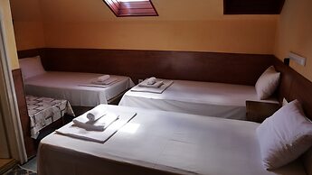 ATTILA HOTEL BUDAPEST