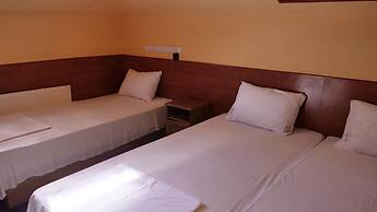 ATTILA HOTEL BUDAPEST