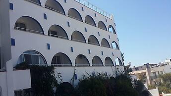 Ikont Hotel