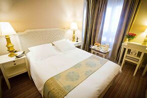 Hôtel Champerret Héliopolis