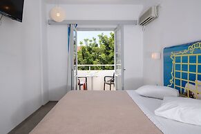 RK Beach Hotel