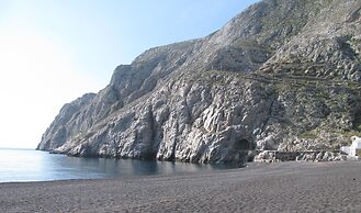 RK Beach Hotel