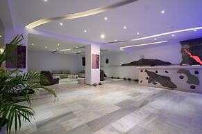 RK Beach Hotel
