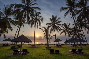 Neptune Paradise Beach Resort & Spa