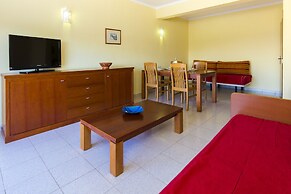 Choromar Apartments