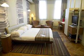 Heathcote Hotel