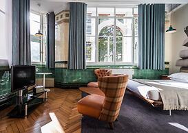 Heathcote Hotel