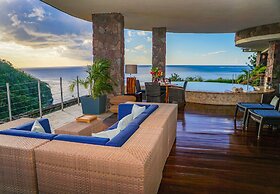 Jade Mountain Resort