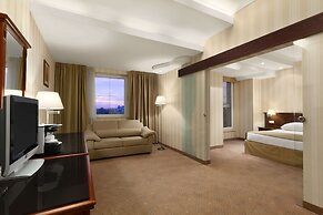 Ramada Hotel & Suites by Wyndham Bucharest North