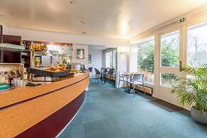 Brit Hotel Le Parc Vichy