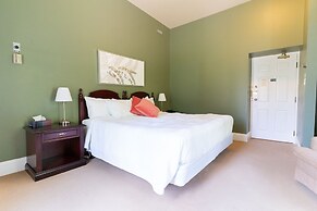 Westover Inn