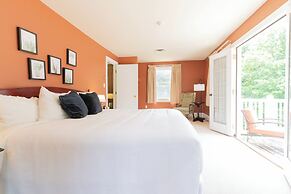 Westover Inn
