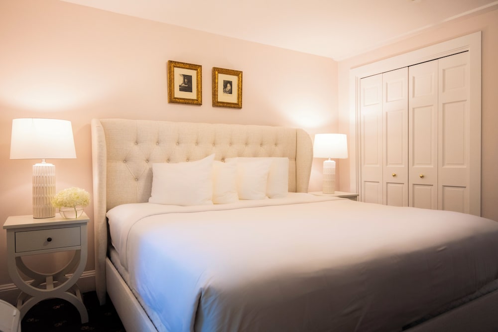 Bar Harbor Manor