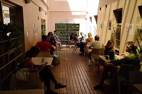 Maze Backpackers