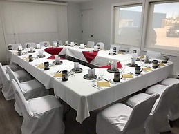 Wescana Inn