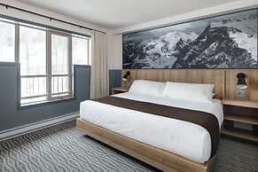 The Approach Hotel