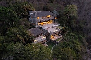 Four Seasons Resort Tamarindo