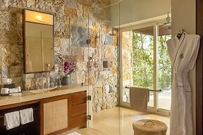 Four Seasons Resort Tamarindo
