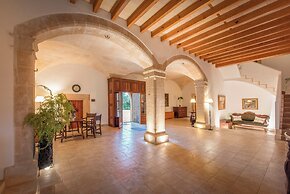 Finca Son Roig by Valentin