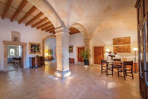 Finca Son Roig by Valentin