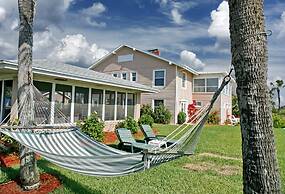 Beachfront Bed & Breakfast