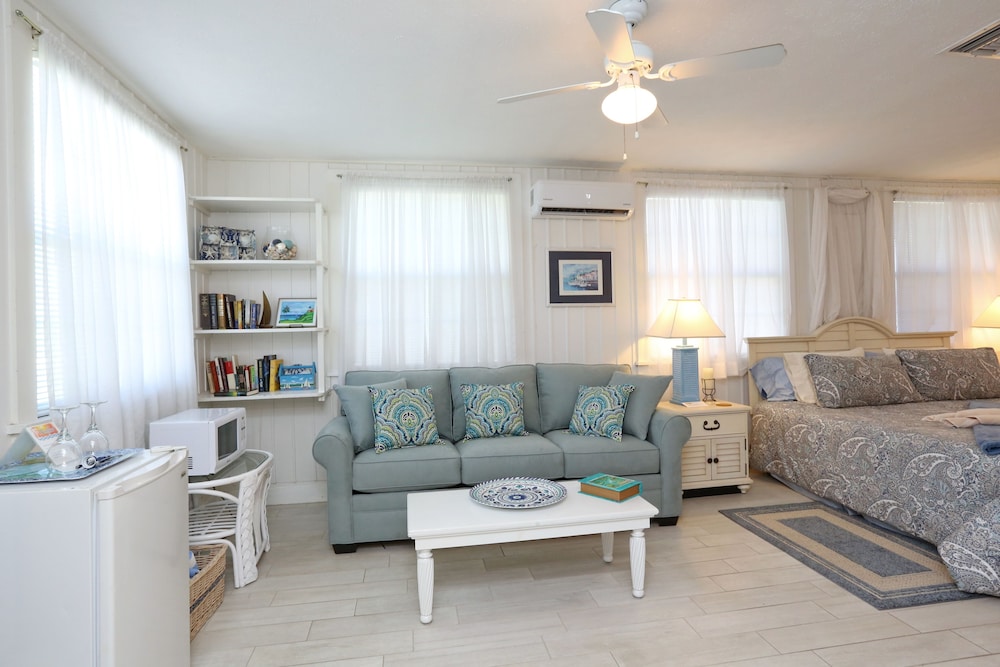 Beachfront Bed & Breakfast