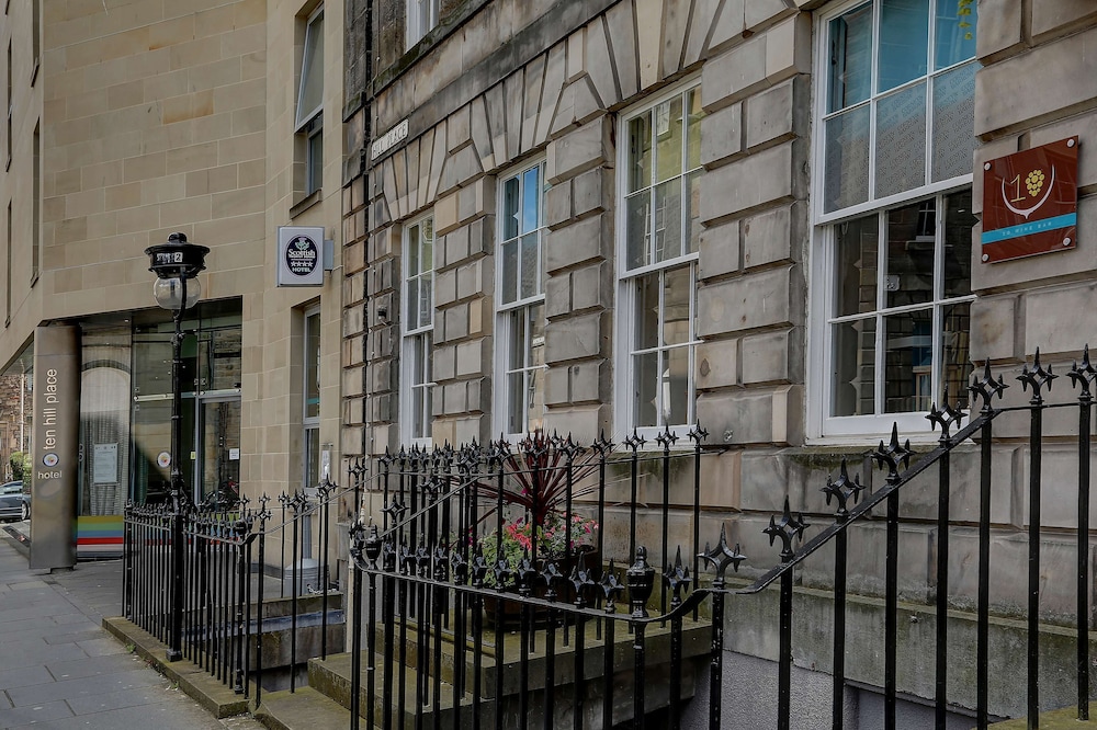 Ten Hill Place