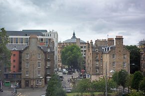 Ten Hill Place