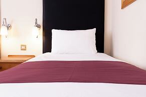 The Roebuck Hotel by Greene King Inns