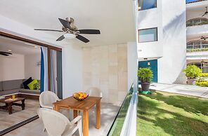 Vista Vallarta All Suites on the Beach